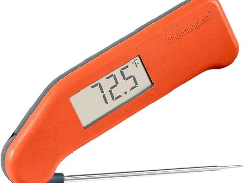 Classic Thermapen, Highly-Rated Instant-Read Thermometer - Cayenne Pepper Red